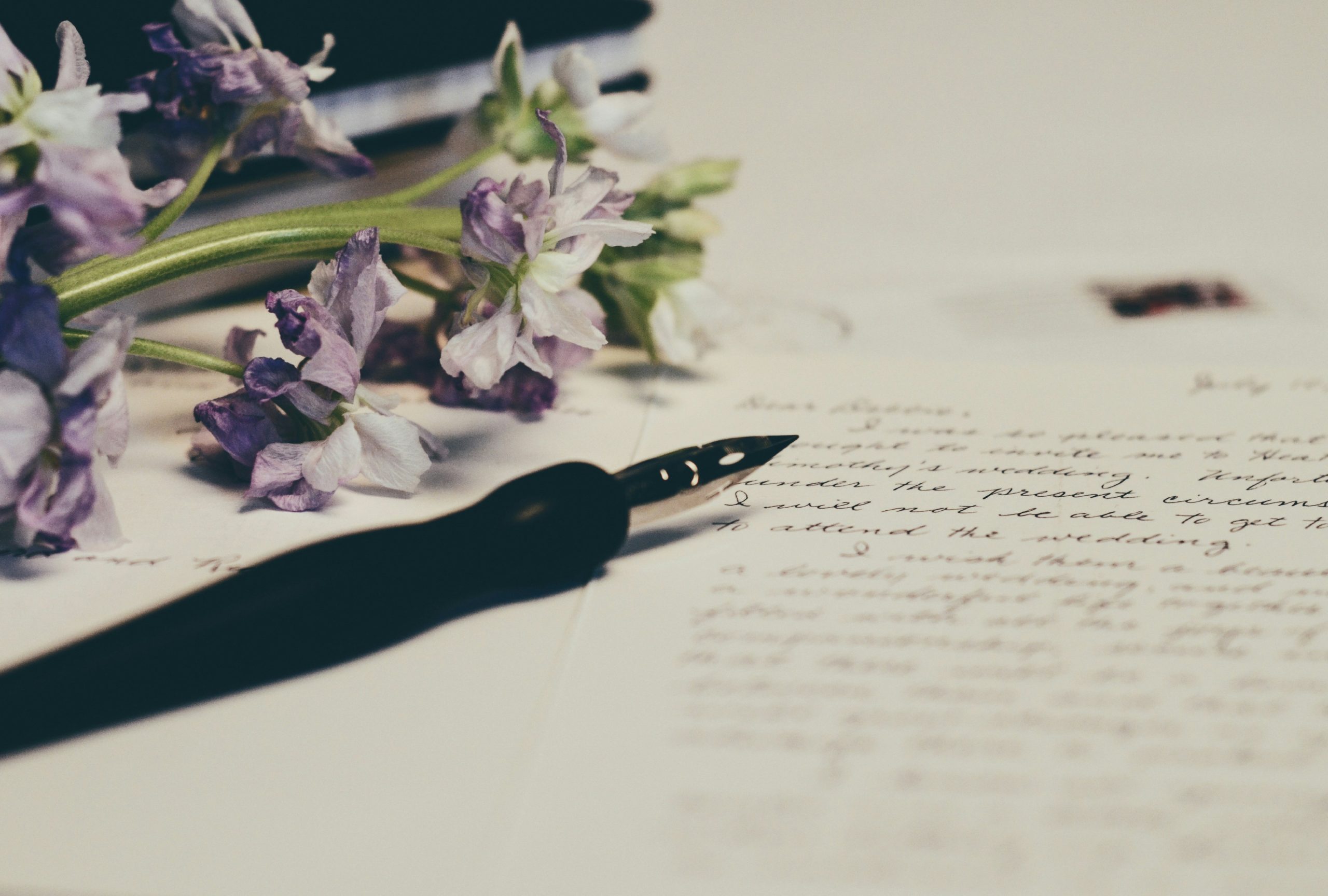 Legacy Letters: Writing Messages for Loved Ones to Treasure Forever